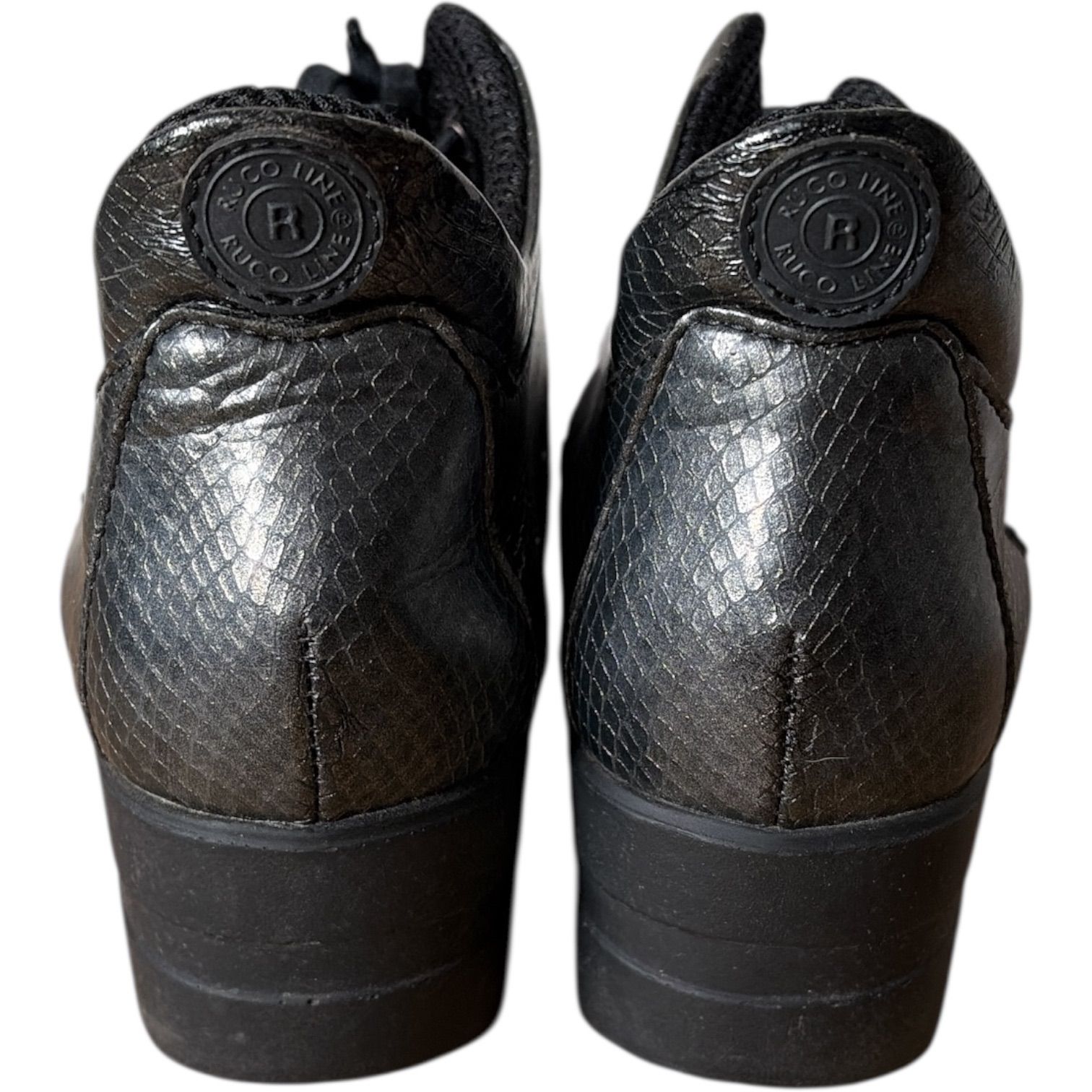 Z1636 RUCOLINE ルコライン インヒールスニーカー ハイカット ブラック