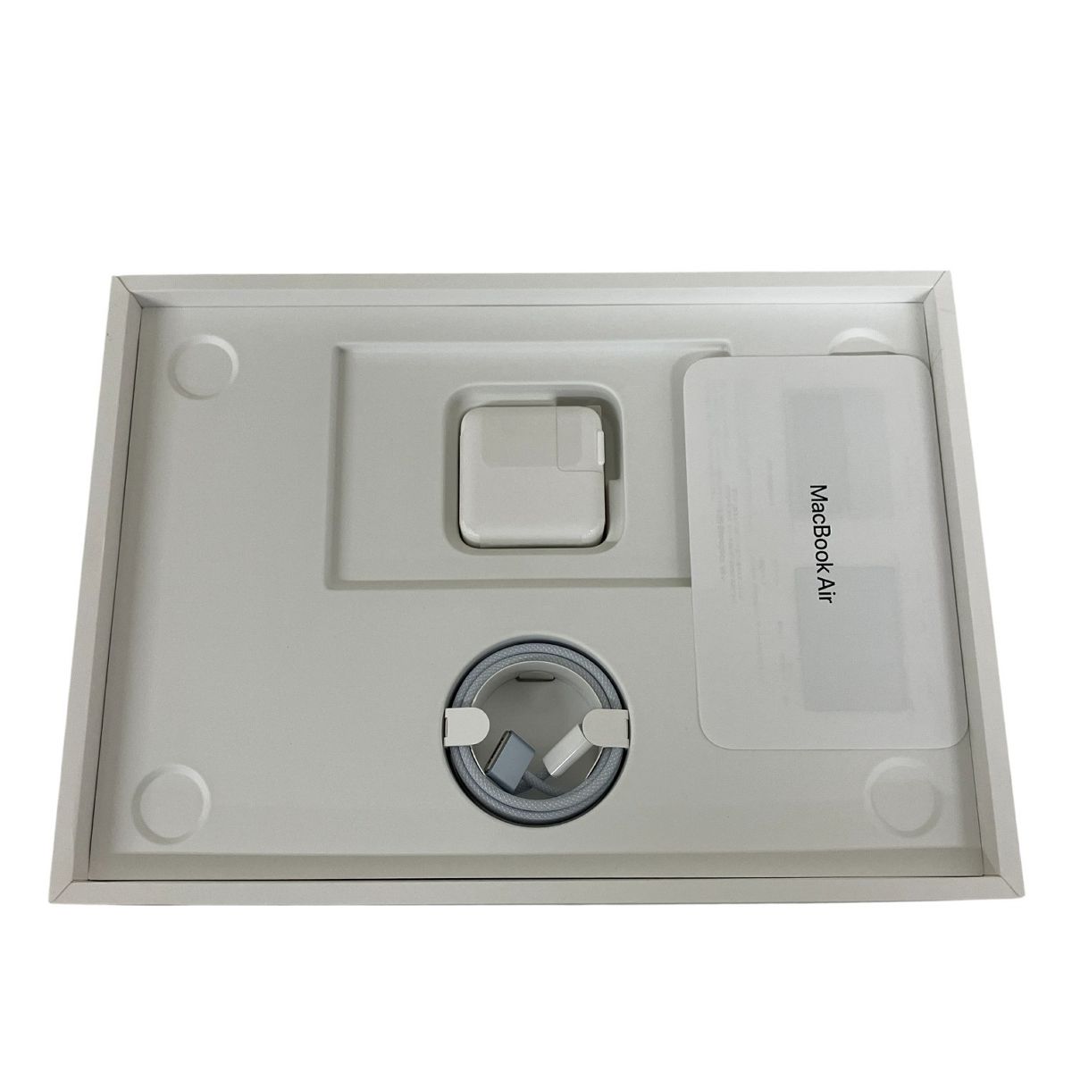 Apple MacBook Air M 4 2025 13.6型 ノート PC 16 GB SSD 256 11回 Sequoia