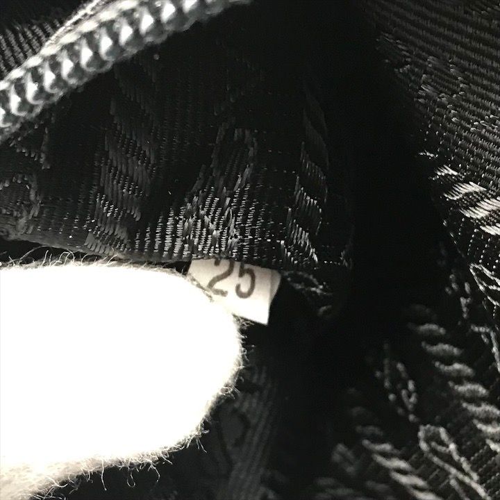 ブラック レディース