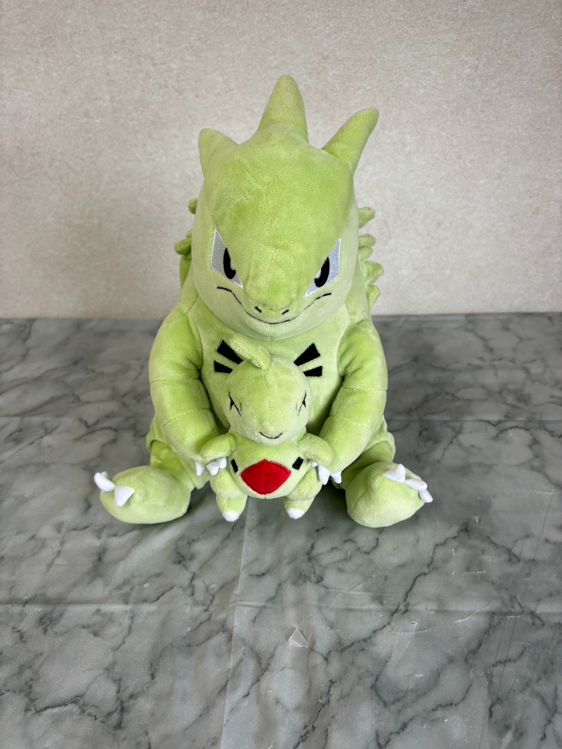 ヨーギラス＆バンギラス TAIKI-BANSEI だっこぬいぐるみ - メルカリ