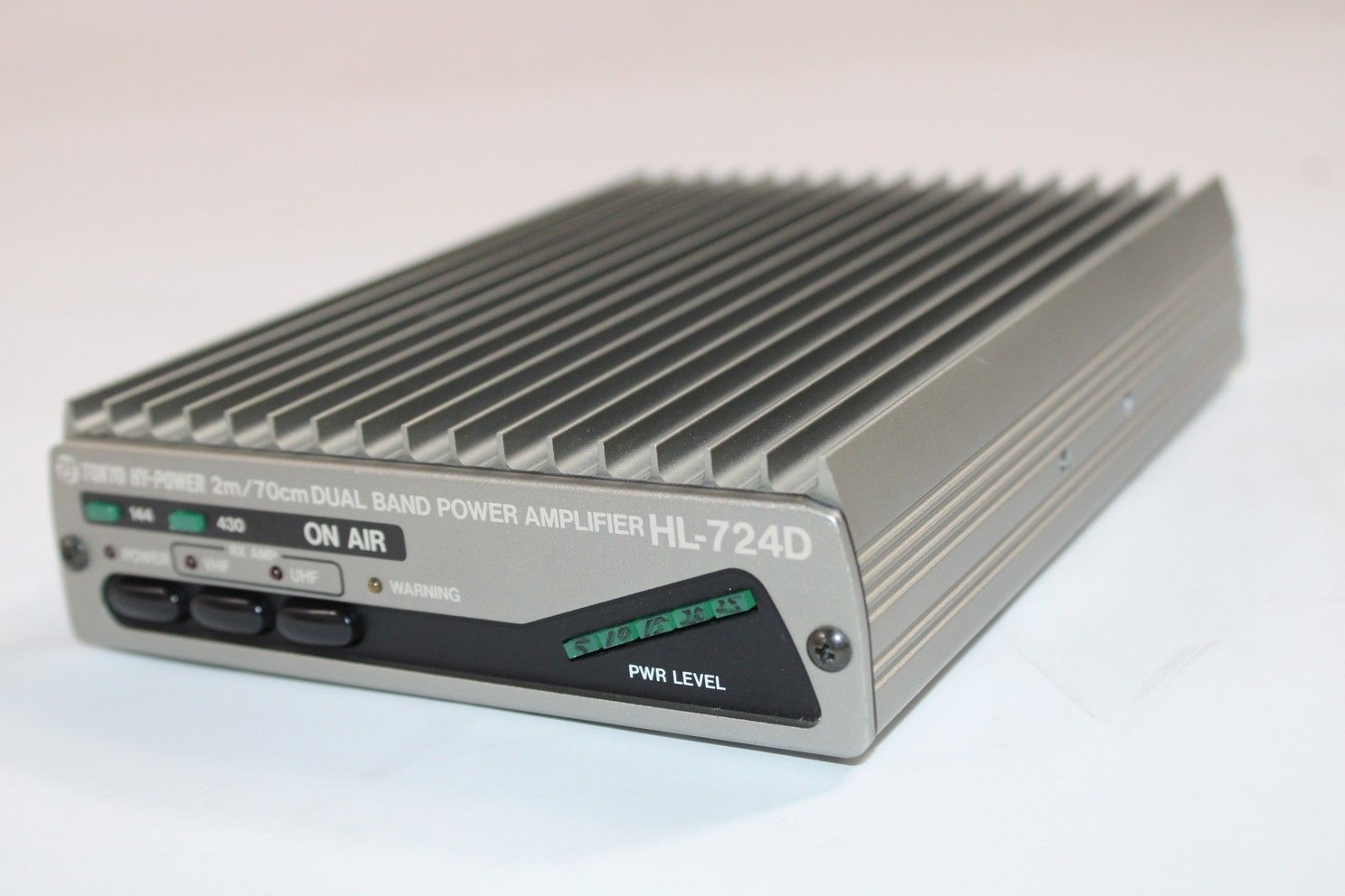 東京トランシーバー リニアアンプ HL 724 D アンプ アマチュア 無線機 H 04 byebye