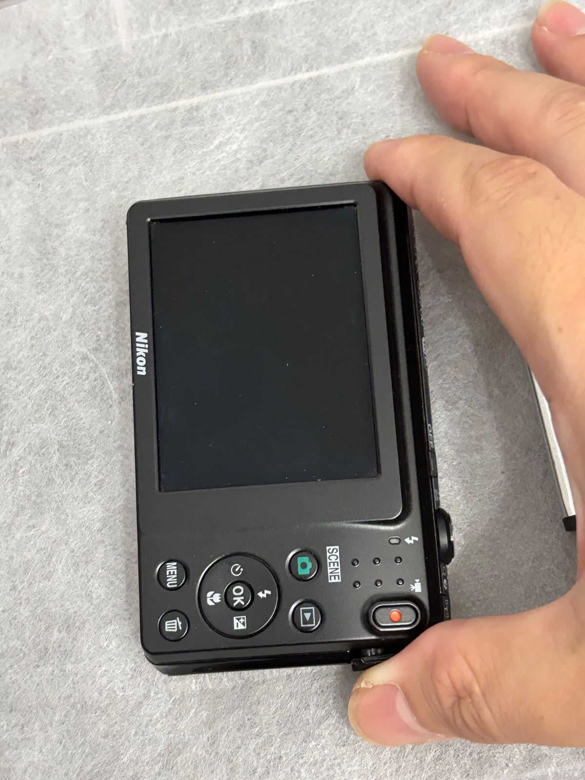 Nikon COOLPIX S3700 11251 - メルカリ