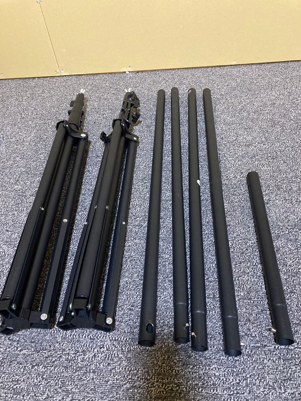  プロジェクタースクリーン 自立式 スクリーン スタンド付き 格納式三脚 projector screen 壁掛け ホームシアター 4 K解像度 画面比率16 9 3 D HD 170°視野角 軽量折りたたみ式 簡単に設定 150インチ プロジェクタースクリーン プロジェクター