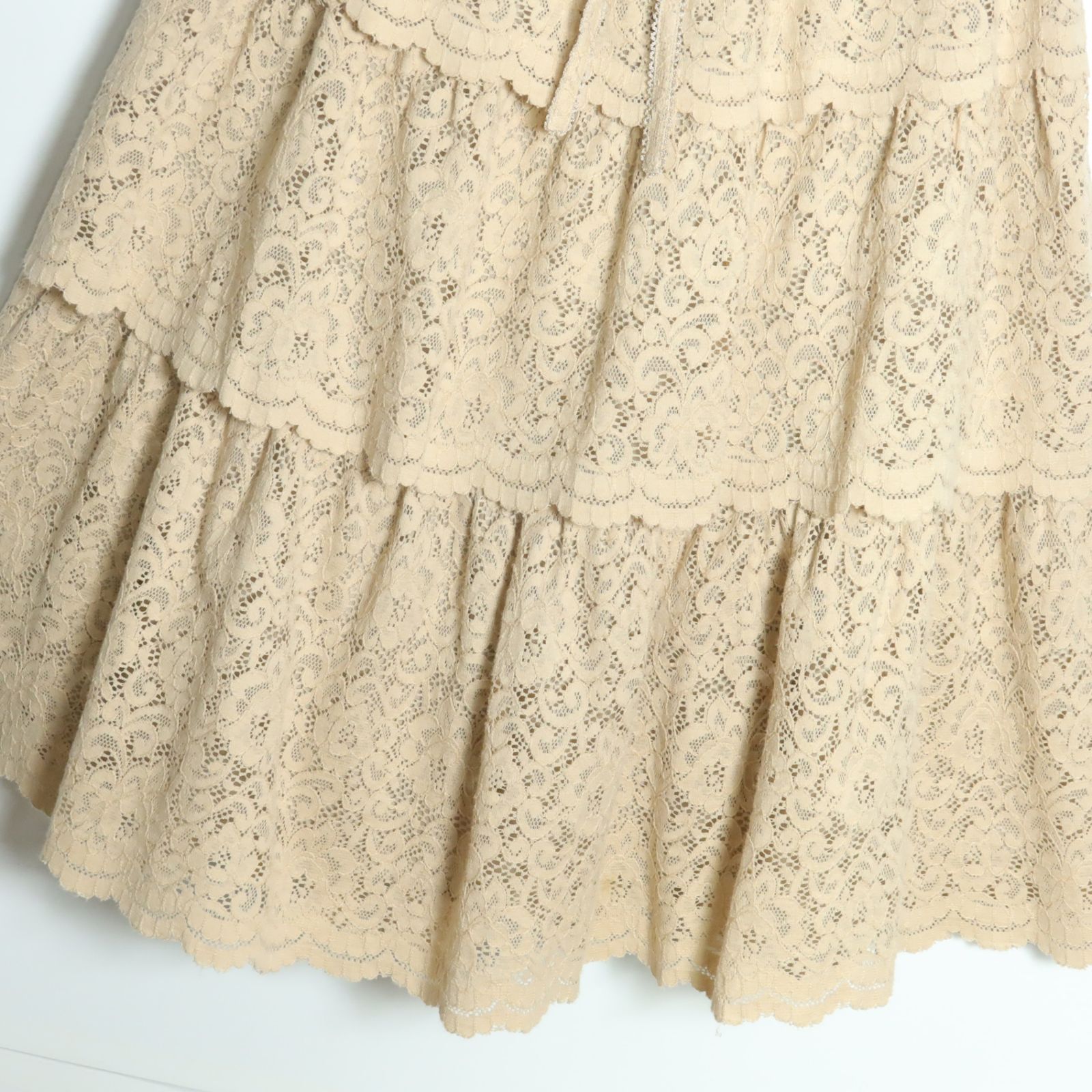 美品】ピンクハウス☆かぶせ段々フリル♪総レースのスカート ベージュ