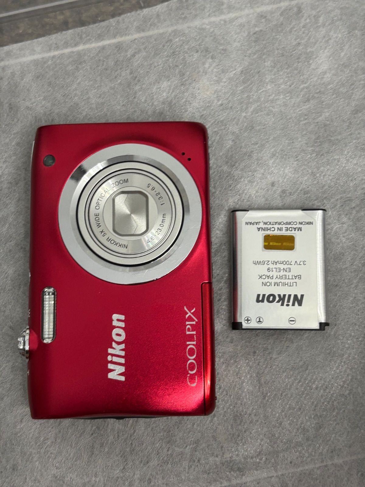 Nikon COOLPIX A100 赤 11251 - メルカリ