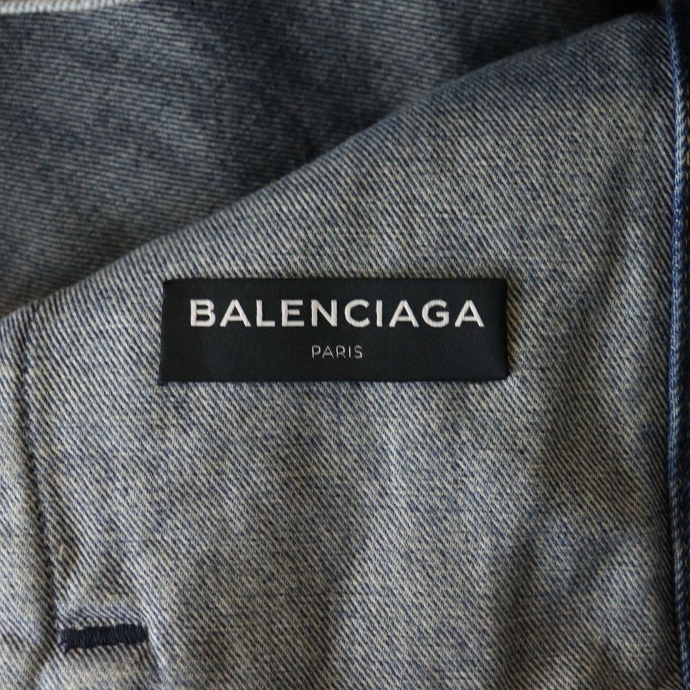 BALENCIAGA (バレンシアガ) ダメージ加工 バックキャンペーンロゴ刺繍