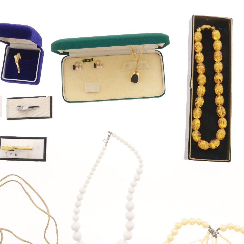 □ アクセサリー 27点セット まとめ売り ネックレス ブローチ