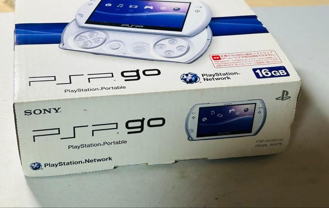 美品 PSP GO N1000 PB パールホワイト 本体 16GB ソニー - メルカリ