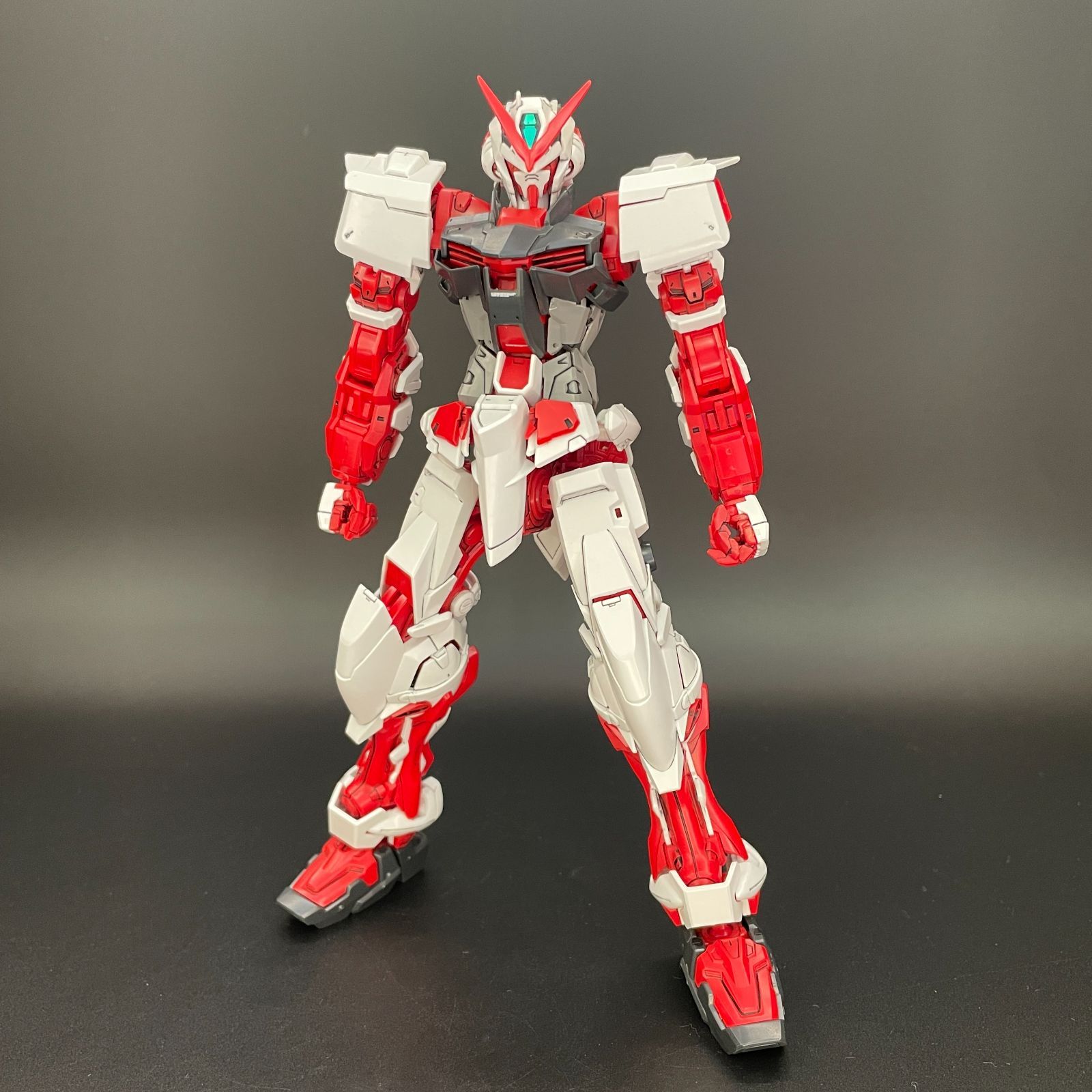 ガンプラ【中古品/ジャンク、欠品多数】 MG 1/100 ガンダムアストレイ