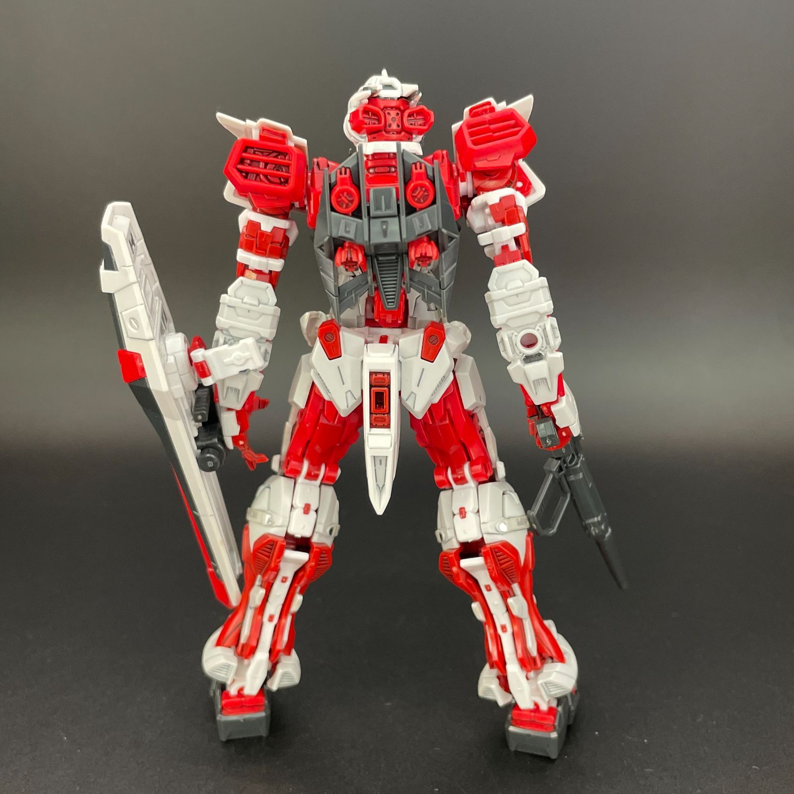 ガンプラ【中古品/ジャンク、欠品多数】 MG 1/100 ガンダムアストレイ