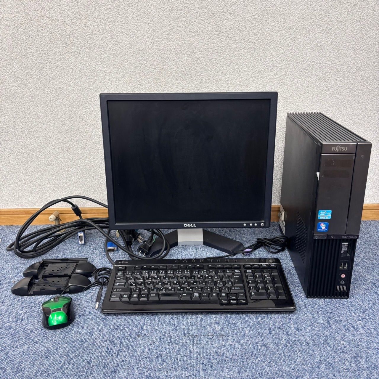 DELL パソコン Fujitsu Esprimo デスクトップPC まとめ 1490