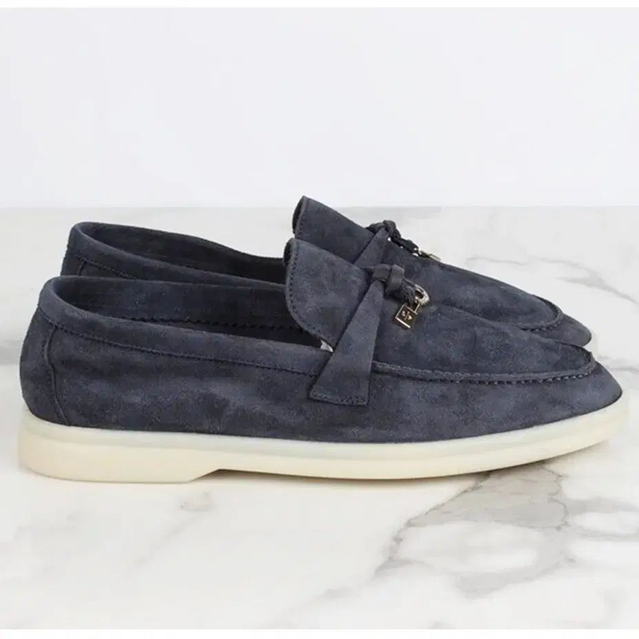 ローファー ネイビー