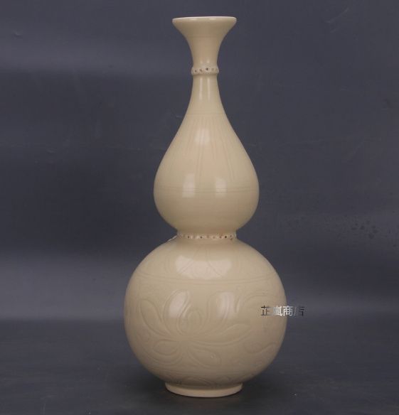 宋 定窯 白釉 暗刻花文 緒付き瓢箪瓶 磁器 古民芸 骨董 家居装飾 置物