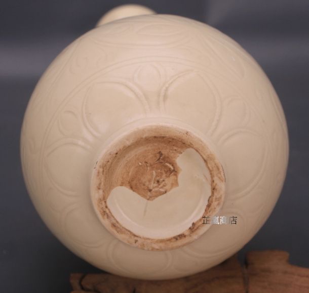 宋 定窯 白釉 暗刻花文 緒付き瓢箪瓶 磁器 古民芸 骨董 家居装飾 置物