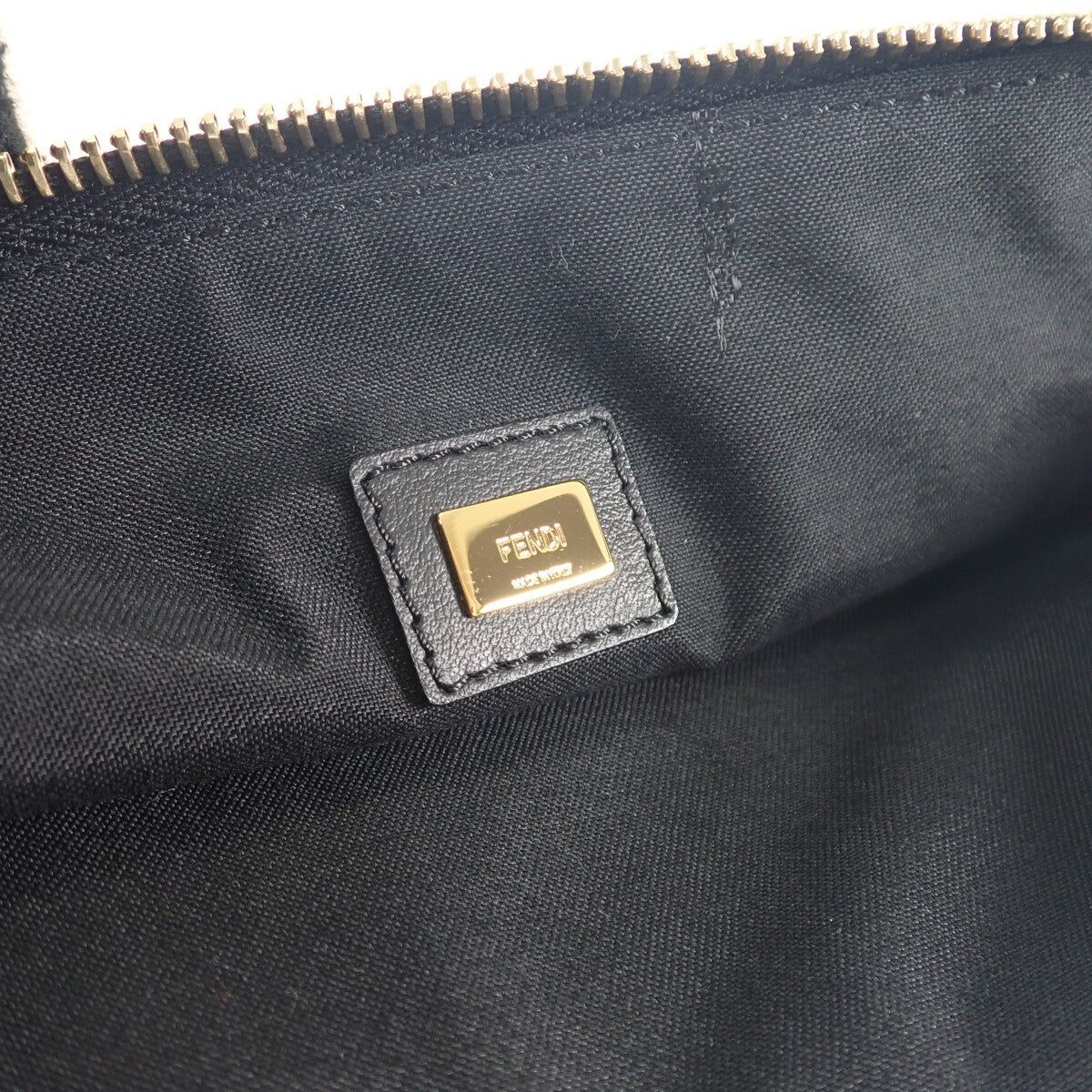  FENDI ﾌﾗｯﾄﾎﾟｰﾁﾗｰｼﾞ ｸﾗｯﾁﾊﾞｯｸﾞ クラッチバッグ バッグ