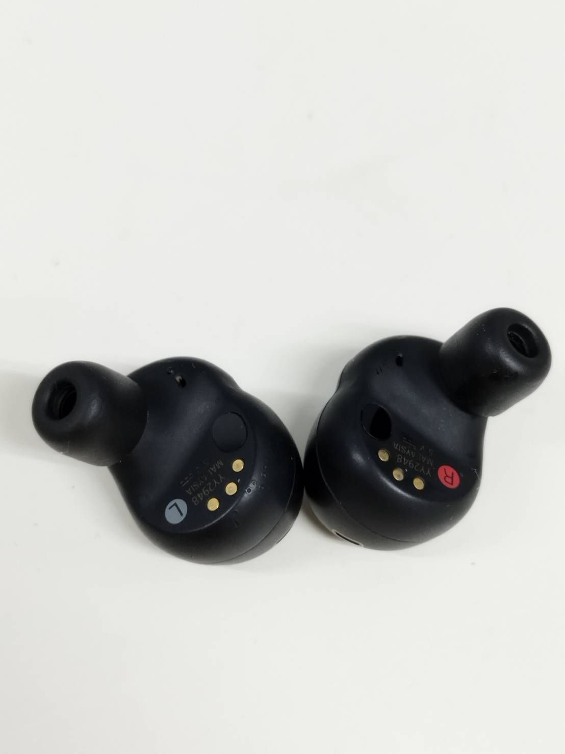 wf-1000xm4 ジャンク×2 ジャンク】SONY WF-1000XM4/ブラック/イヤホン〈Model：YY2948