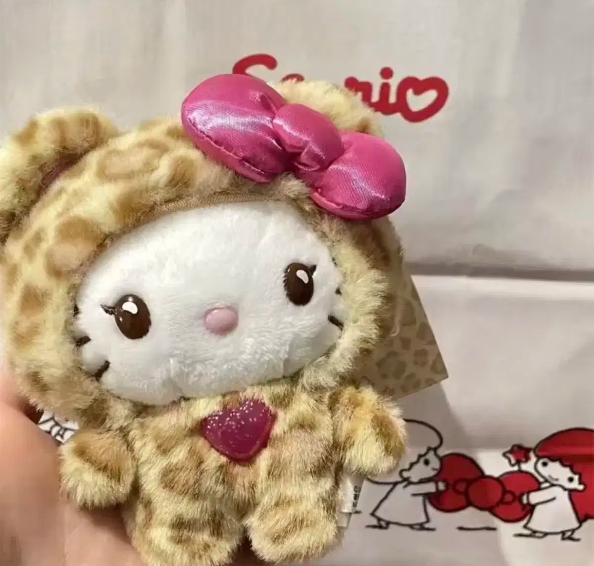 サンリオ ハローキティ スノボー スノーボード ヒョウ柄 ポイント