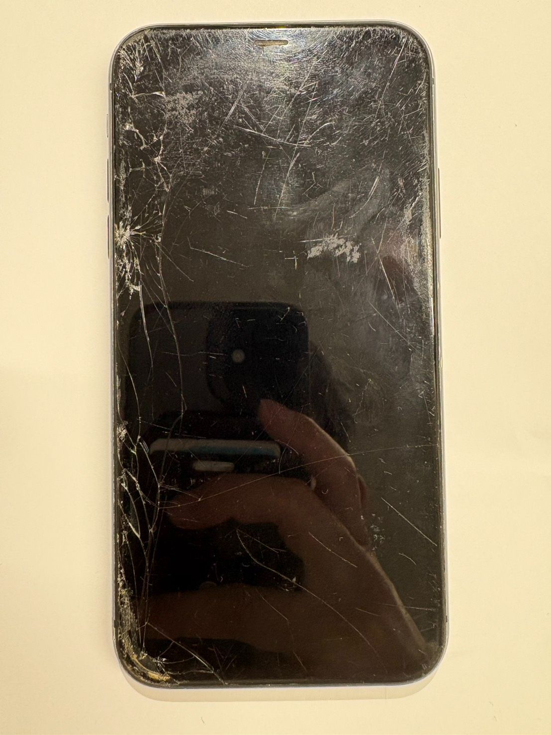 ジャンク品】Apple iPhone11 128GB ブラック - メルカリ