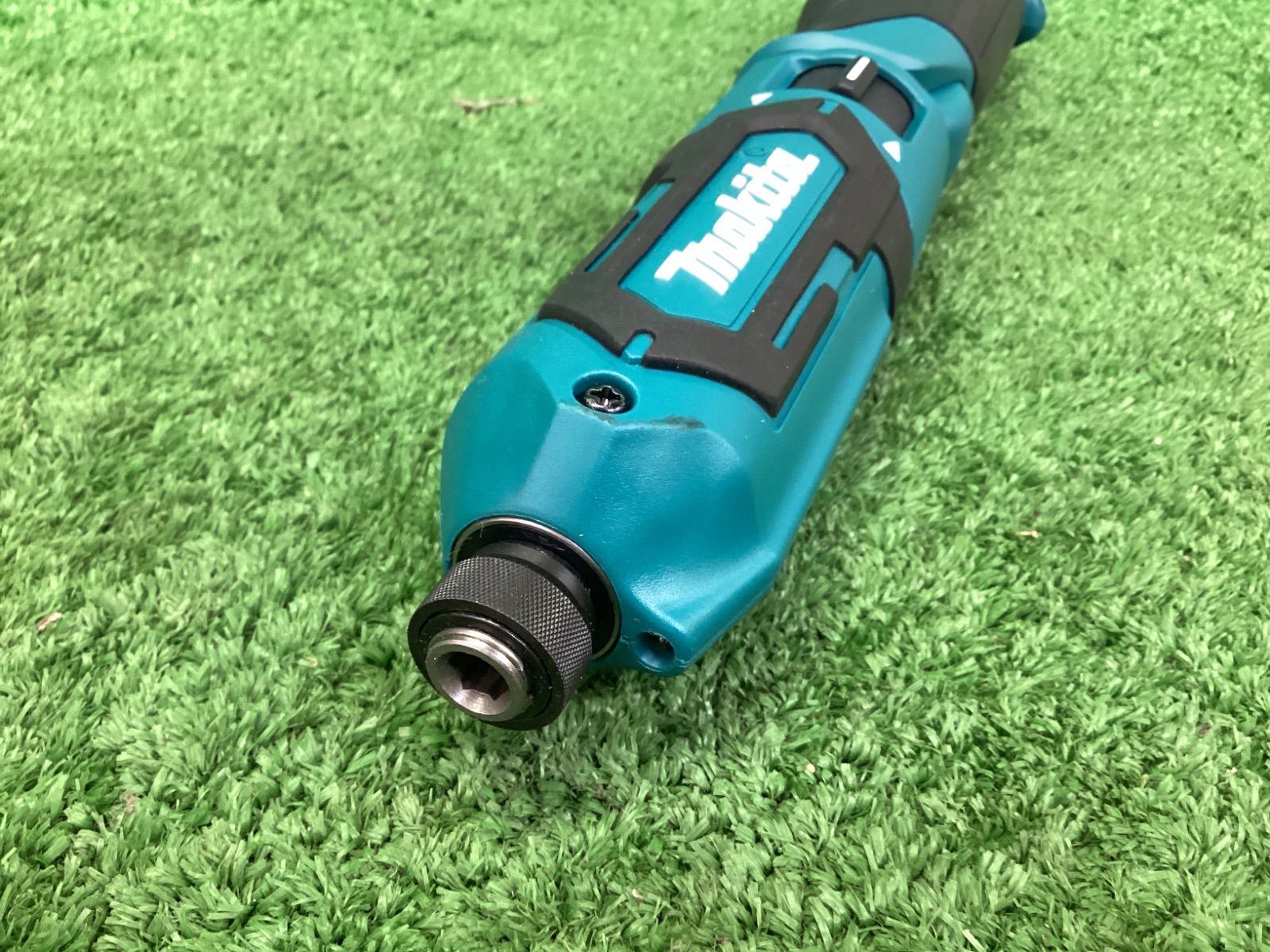 7.2 V充電式ペンインパクトドライバ