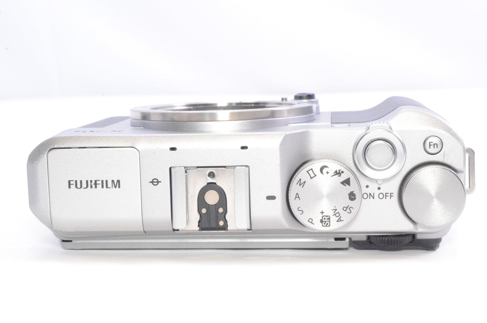 FUJIFILM ミラーレス一眼 X-A5シルバー X-A5-S - メルカリ