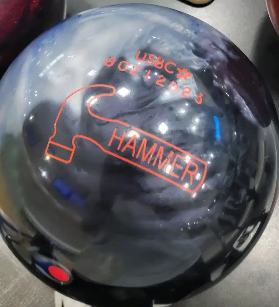BLACK WIDOW 2.0ハイブリッド　ボウリングボール15ポンド Black Widow 2.0 Hybrid – HammerBowling