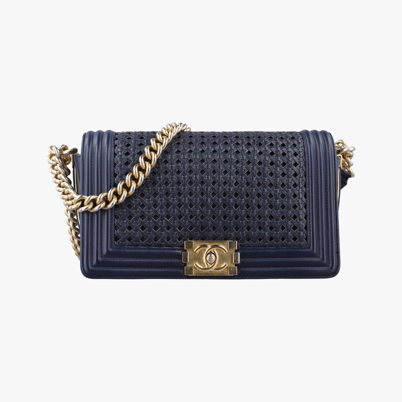 シャネルChanelボーイシャネル ブルー レザー A 90181