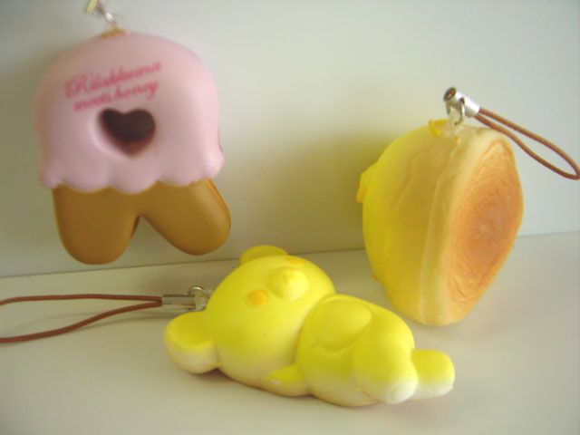  Hvm 22 GZリラックマふわふわパンストラップハニー スマイル6種 ストラップ キャラクターグッズ