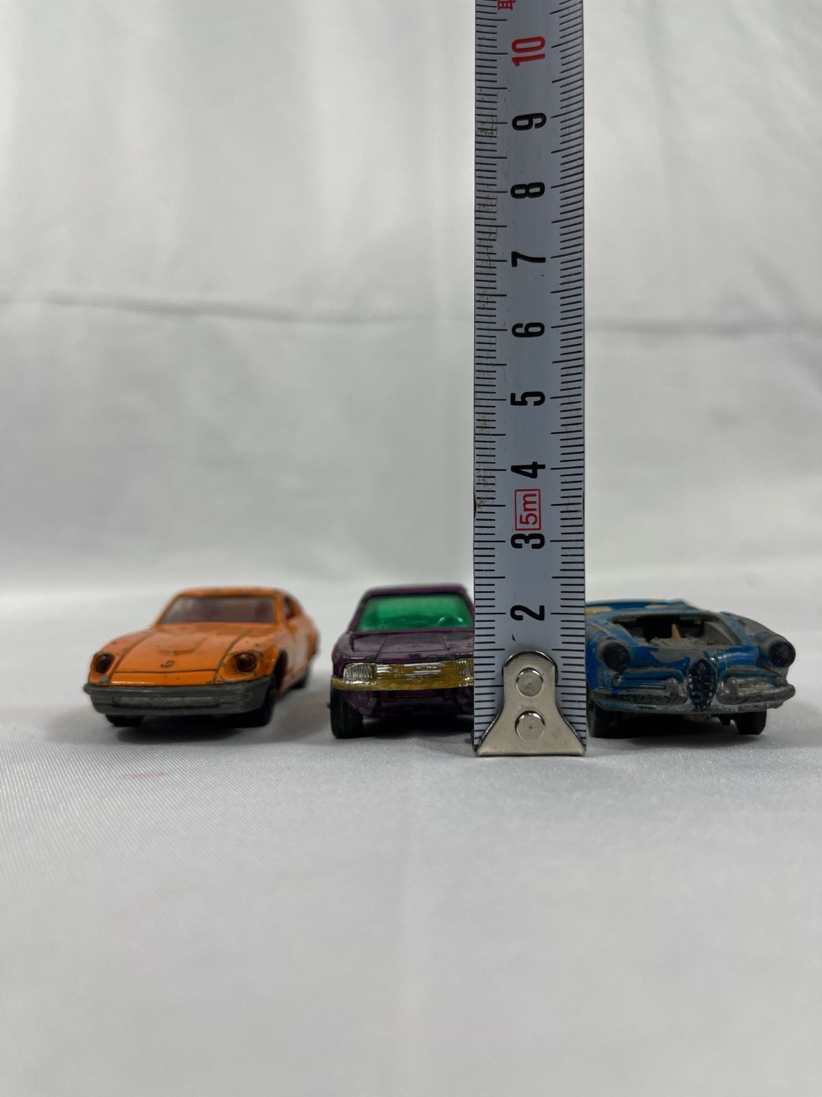 動くミニカー　アンティーク ミニカー 車 フィギュア ヴィンテージ トイカー 置き物 おもちゃ