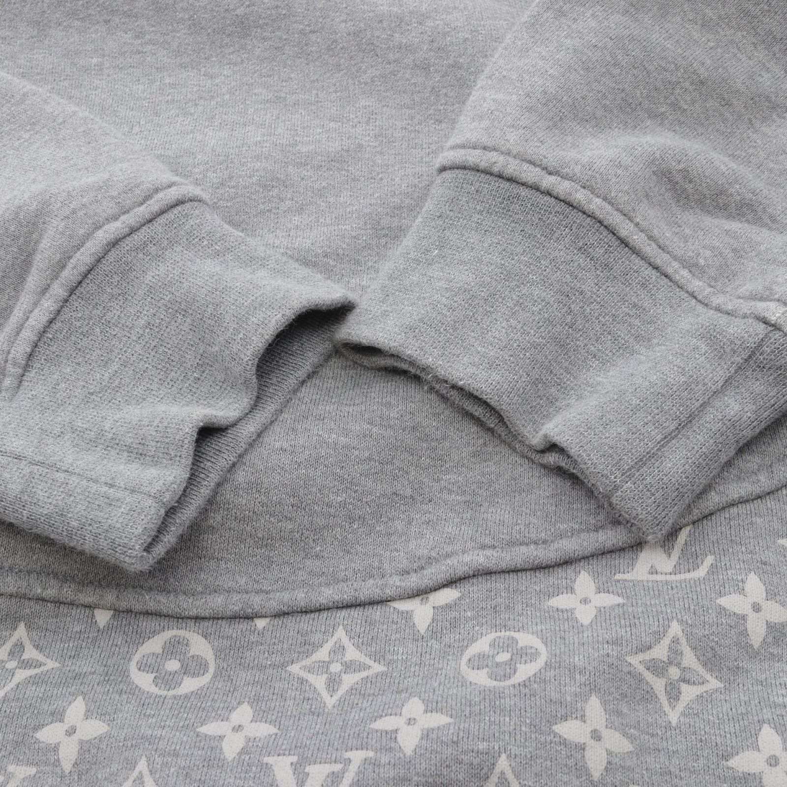 ルイ・ヴィトン LOUIS VUITTON パーカー モノグラム サークルカット