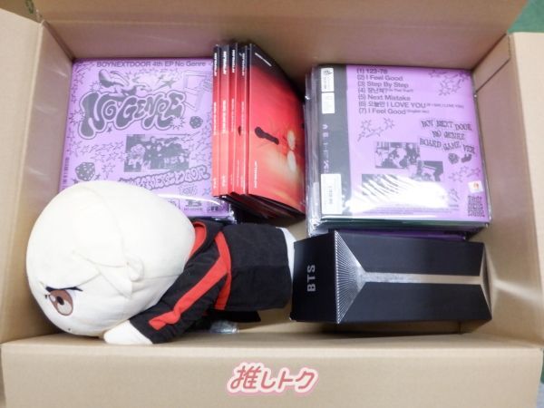 グッズ詰め合わせ】 □ アイドル 箱入りグッズセット - メルカリ