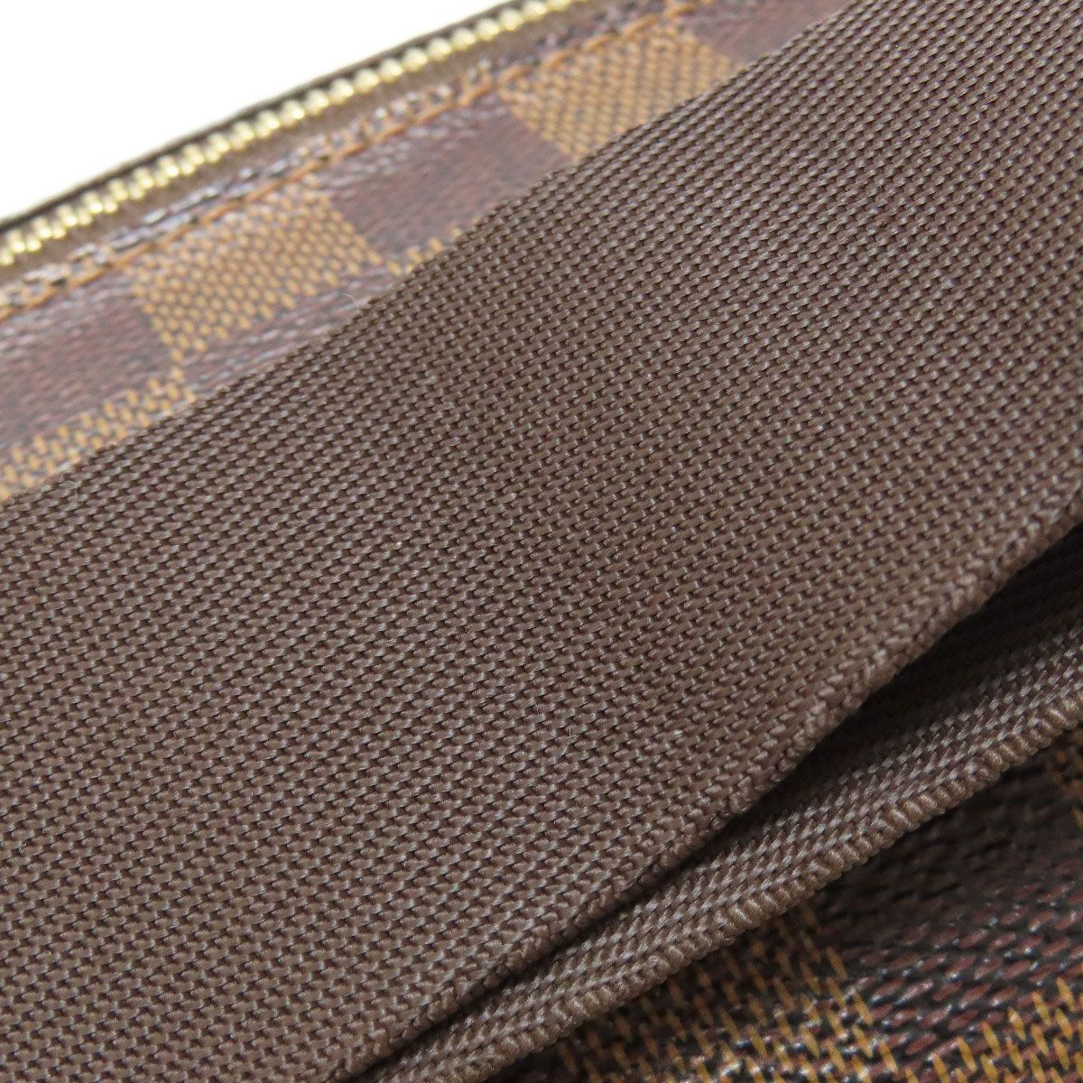 メルヴィール ボディバッグ