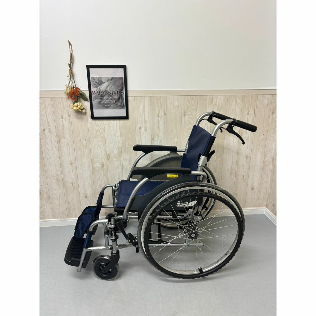 Miki CRT-3 Lo 自走介助兼用 車椅子 CRTシリーズ カルッタ ノーパンクタイヤ 介護用品