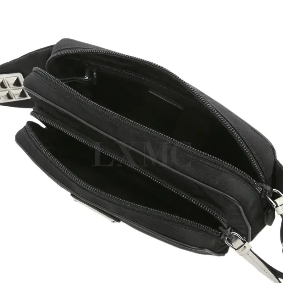 ウェストバッグ