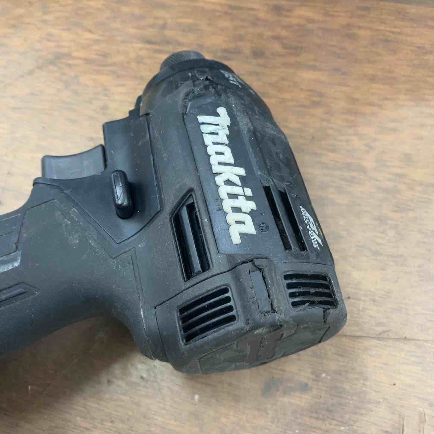 マキタ インパクトドライバー