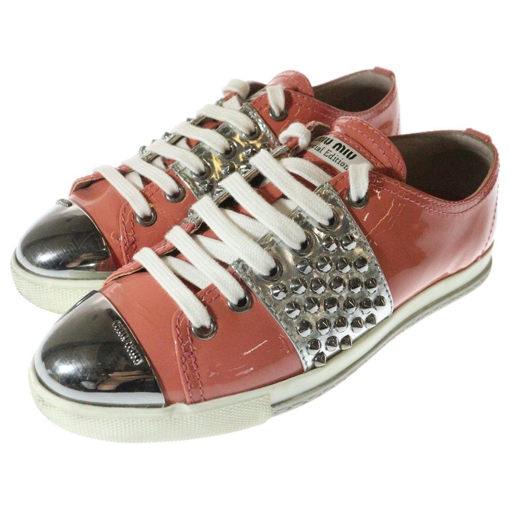 miumiu (ミュウミュウ) スタッズエナメルパテントローカットスニーカー