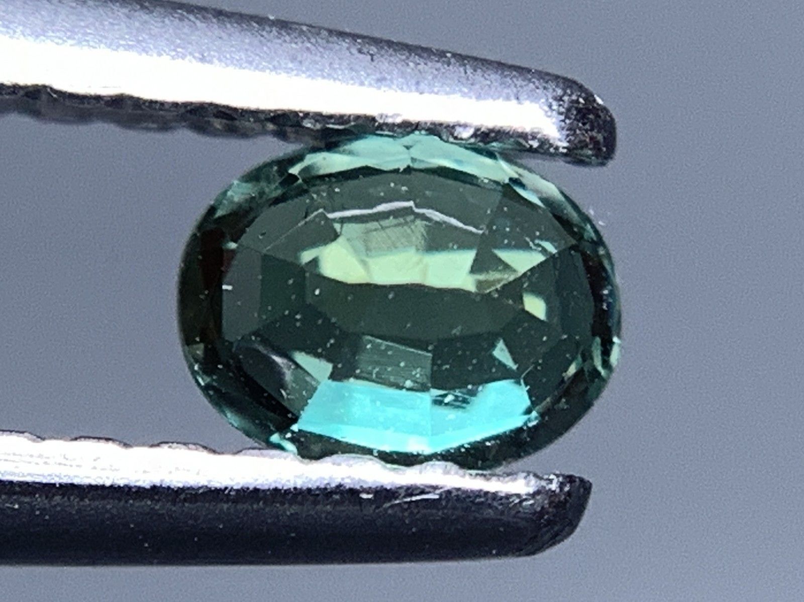 アレキサンドライトルース日本宝石ソー付き0.42ct Alexandrite アレキサンドライトルース日本宝石ソー付き0.42ct Alexandrite