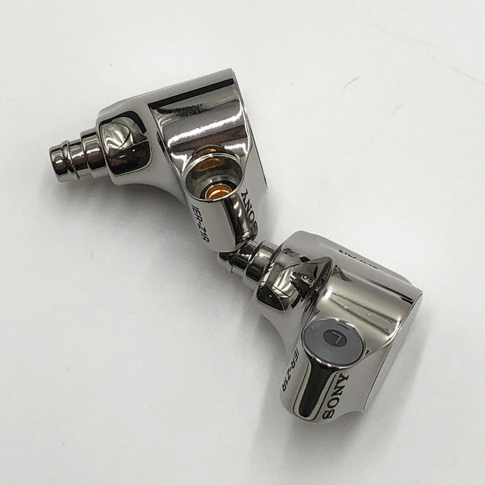 SONY ソニーIER-Z1R カナル型 有線 ハイブリッド ステレオヘッドホン ソニー(SONY) IER-Z1R カナル型 有線 イヤホン ハイブリッド ステレオ