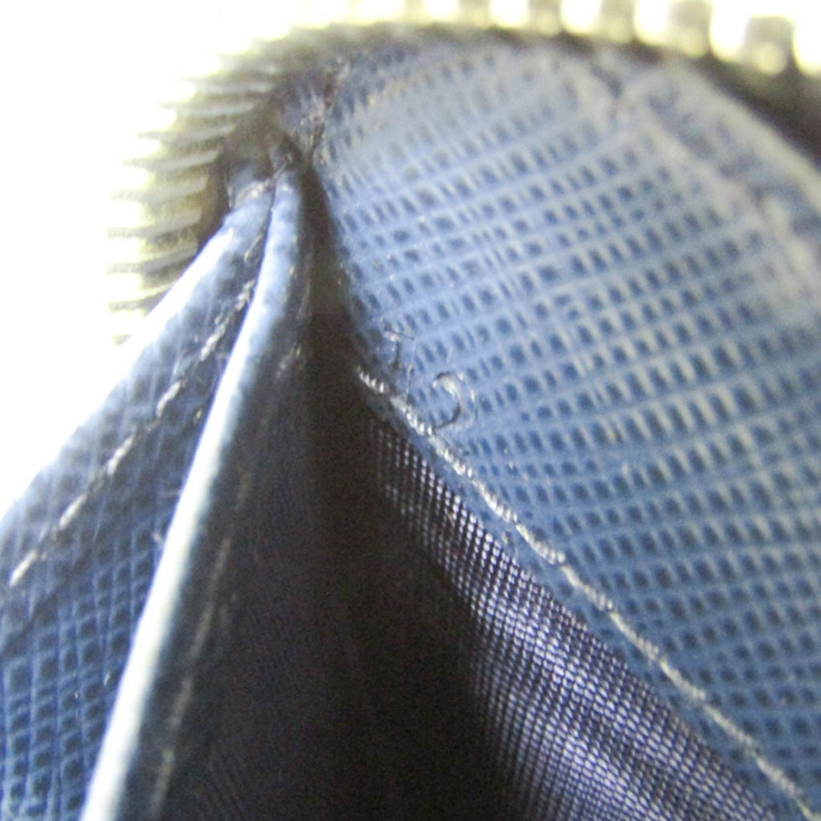 サフィアーノ EMBOSS