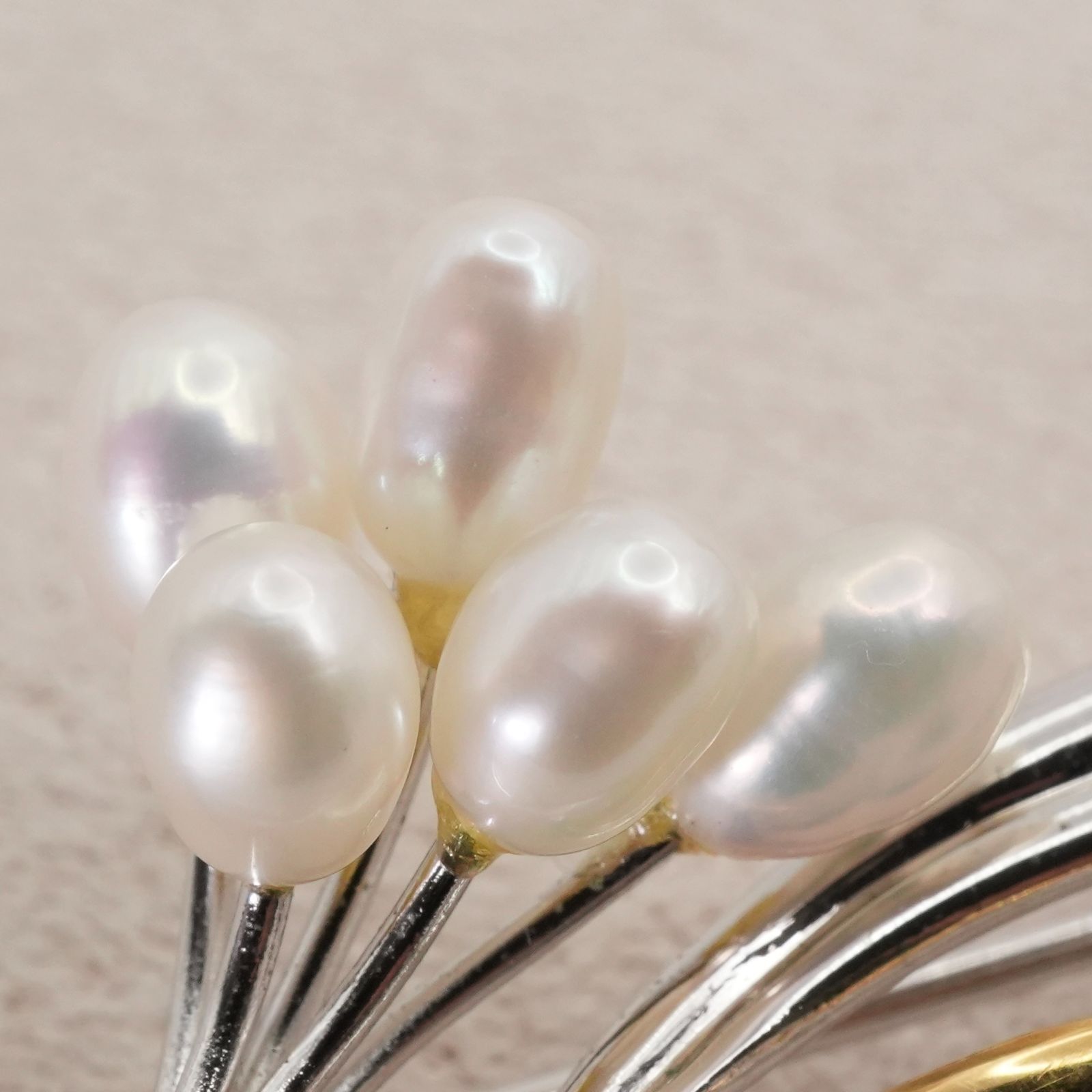 シルバー×K18 淡水パール リーフモチーフ ブローチ/25-2222S - メルカリ