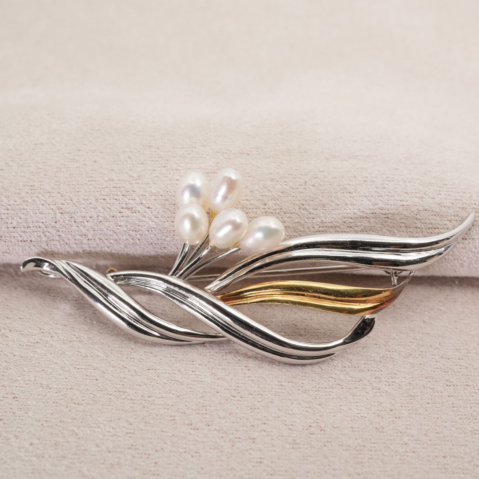 名作✨美品✨  ブローチ リーフモチーフ シルバー925 シルバー×K18 淡水パール リーフモチーフ ブローチ/25-2222S - メルカリ
