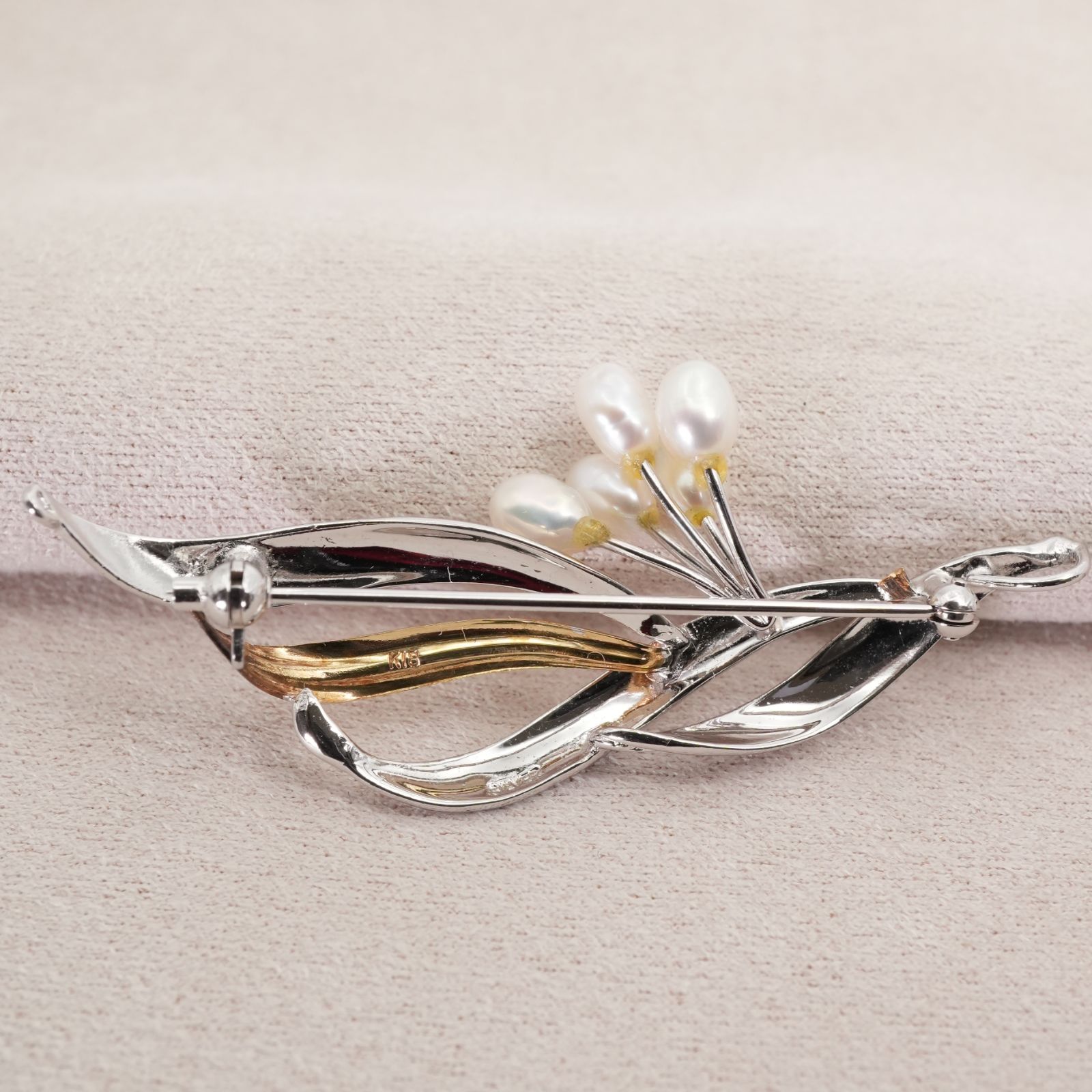 シルバー×K18 淡水パール リーフモチーフ ブローチ/25-2222S - メルカリ