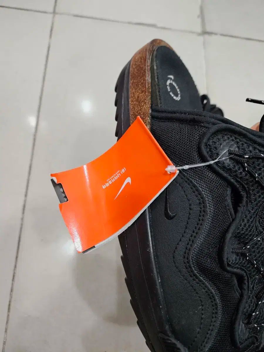 ナイキ ミュール CZ 0332 001 265