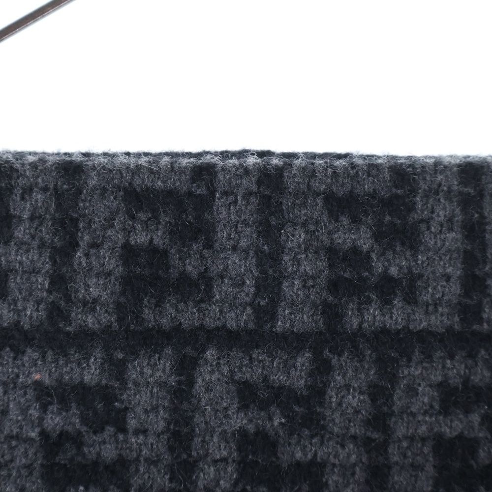 FENDI (フェンディ) ズッカ柄 FFロゴ カシミヤニット タイト ミニ