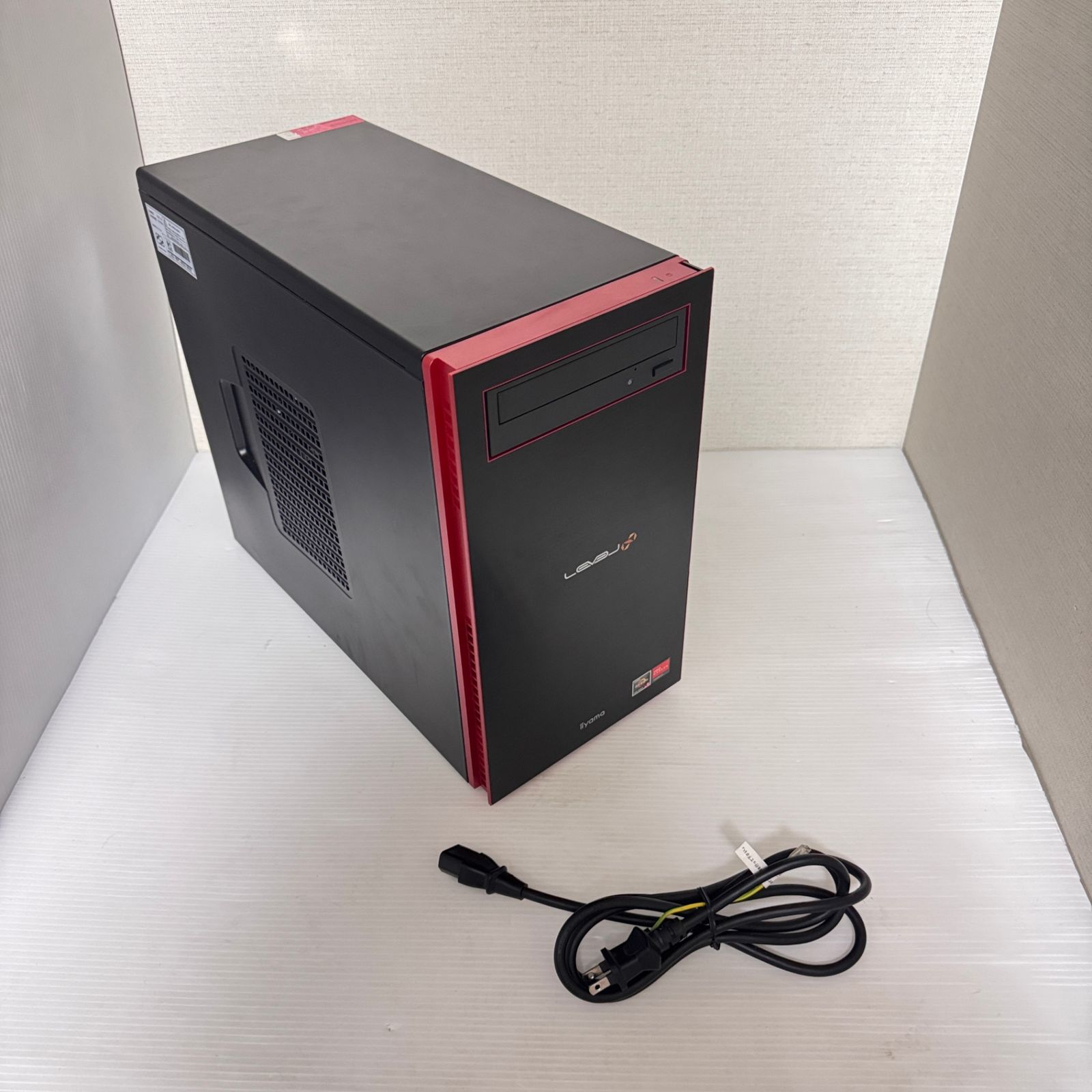 iiyama ゲーミングPC LEVEL∞ Ryzen 5 5600 G GTX 1660 SUPER RAM 16 GB 1 TB Windows 11 Home