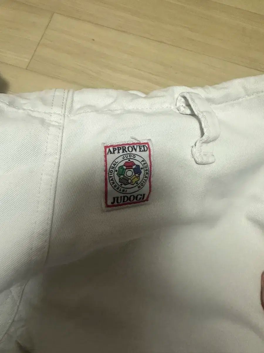 新モデル ゴールド