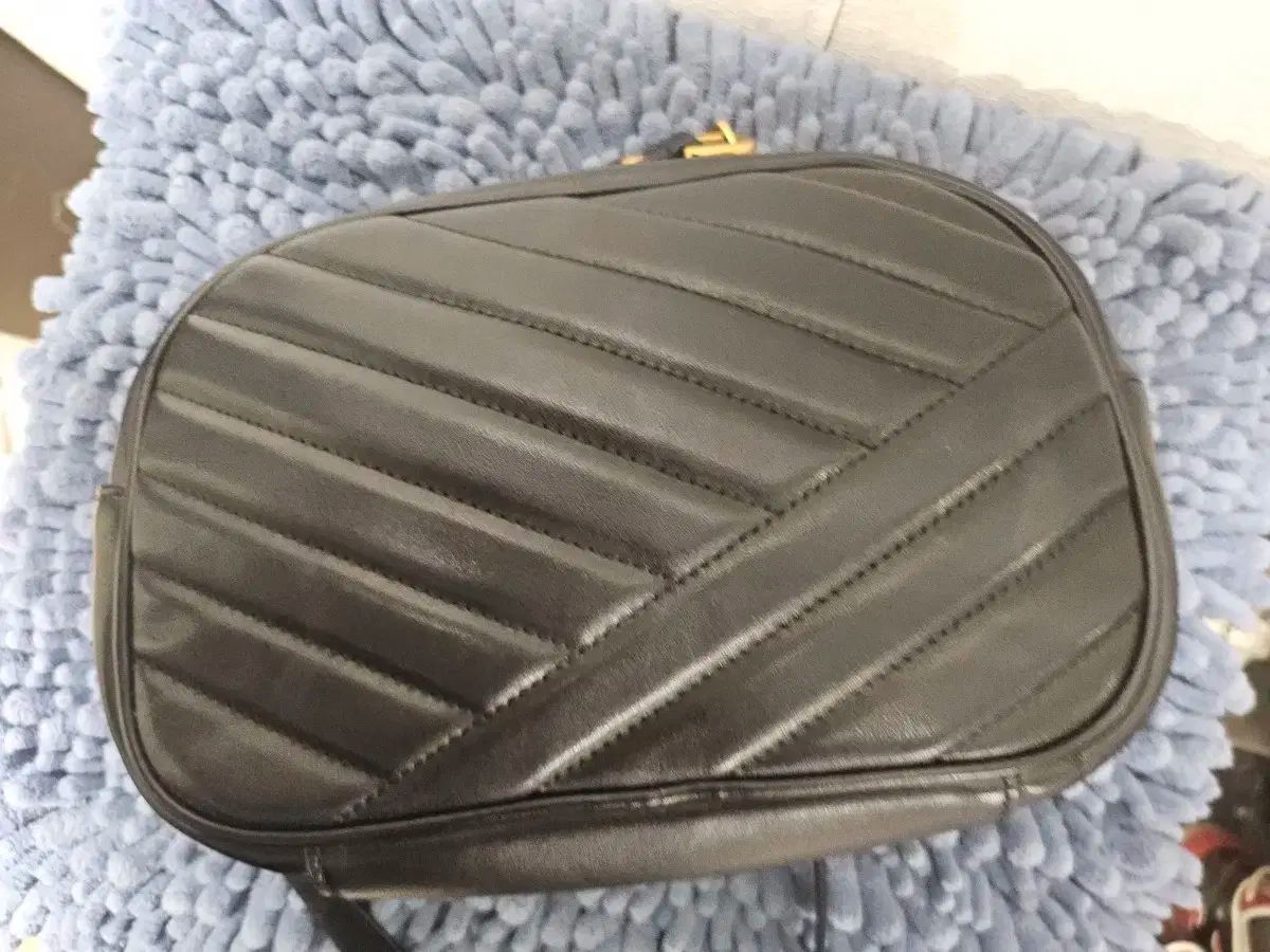 キラ シェブロン