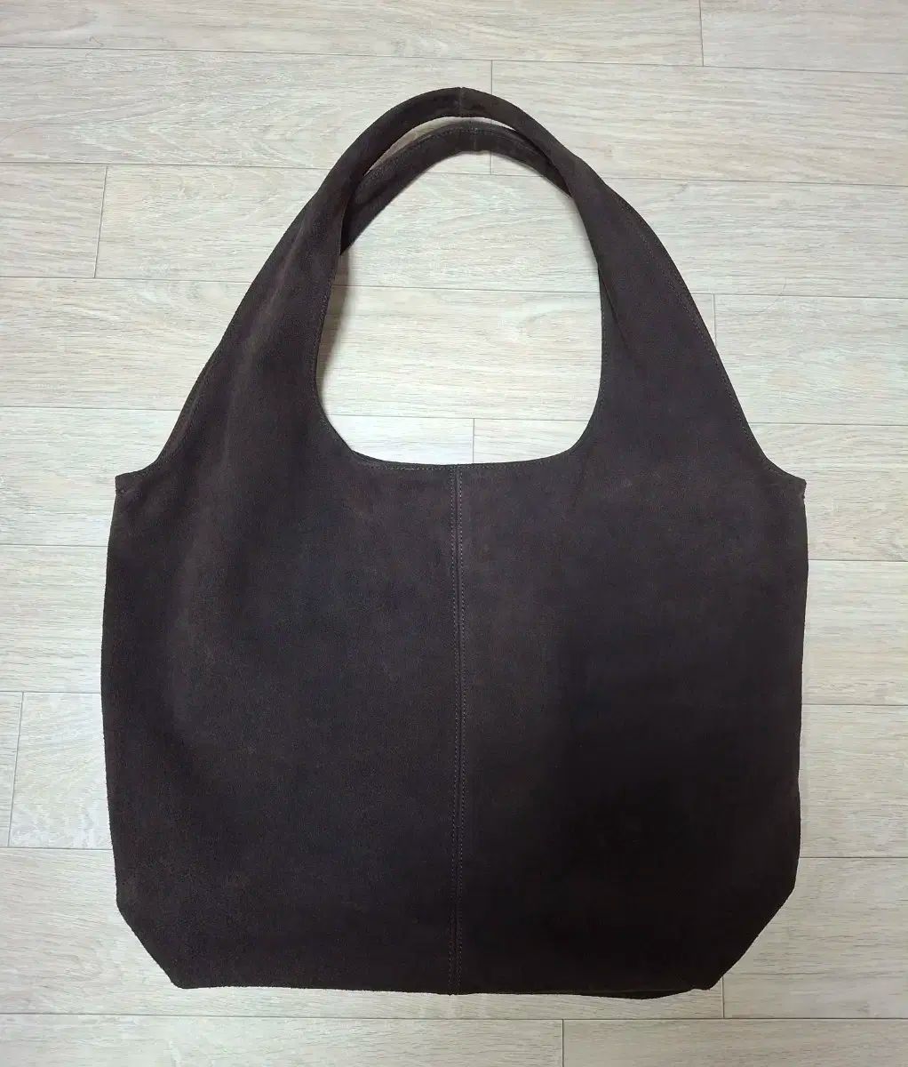 マジアンタイトル フルイドフローバッグ ブラウン