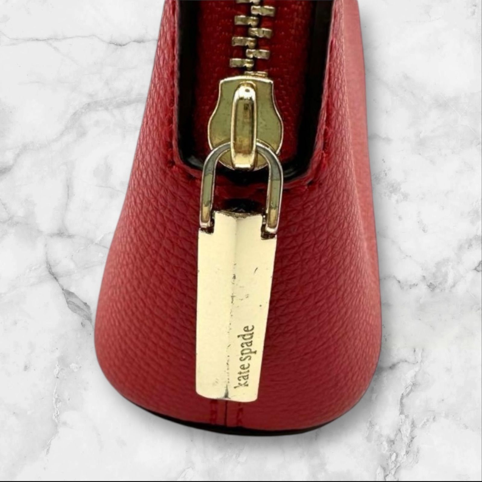 kate spade new york / ポーチ/レザー/RED/無地 ポーチ kate spade new york ケイトスペードニューヨーク レッド 化粧