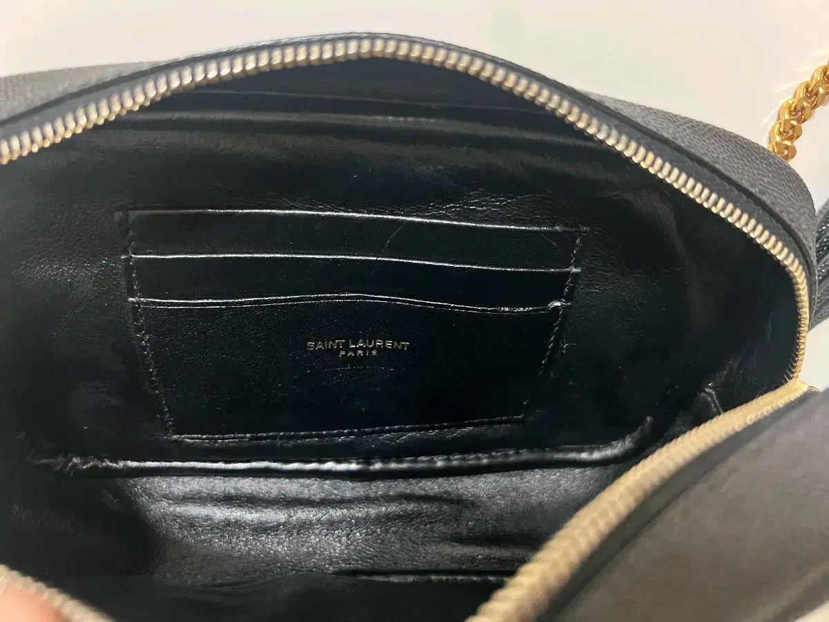 イヴ サンローラン ルー カメラバッグ