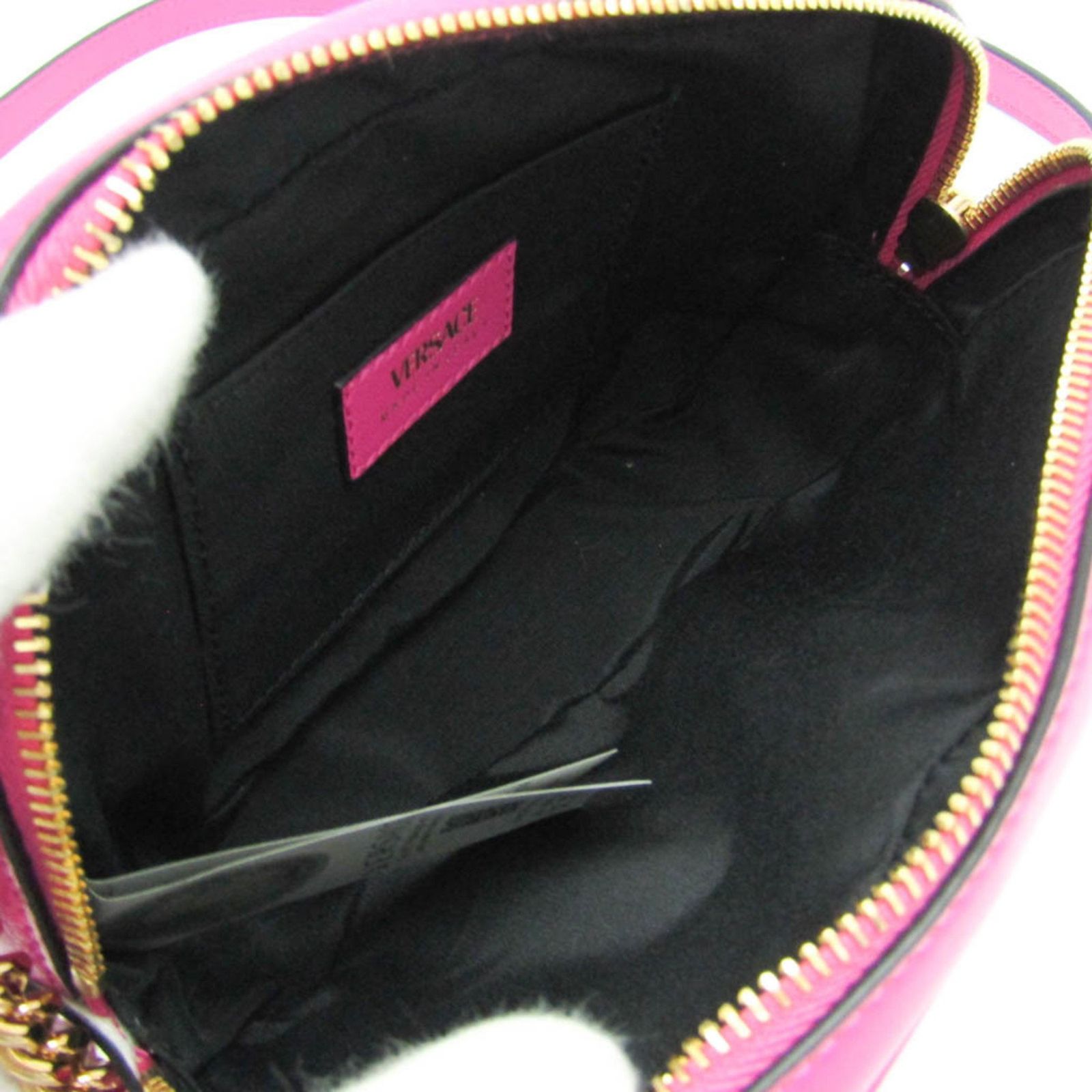 美品 ヴェルサーチ レザー ボディバッグ キルティング メデューサ ファスナー 美品 ヴェルサーチ レザー ボディバッグ キルティング メデューサ